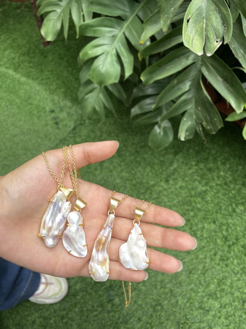 Mother Pearl Pendant