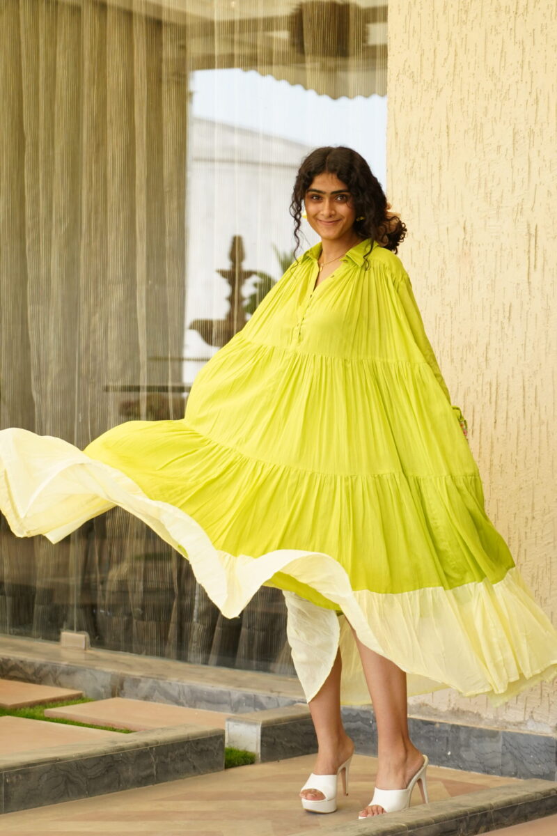 Flared Collar Long Dress - Image 3