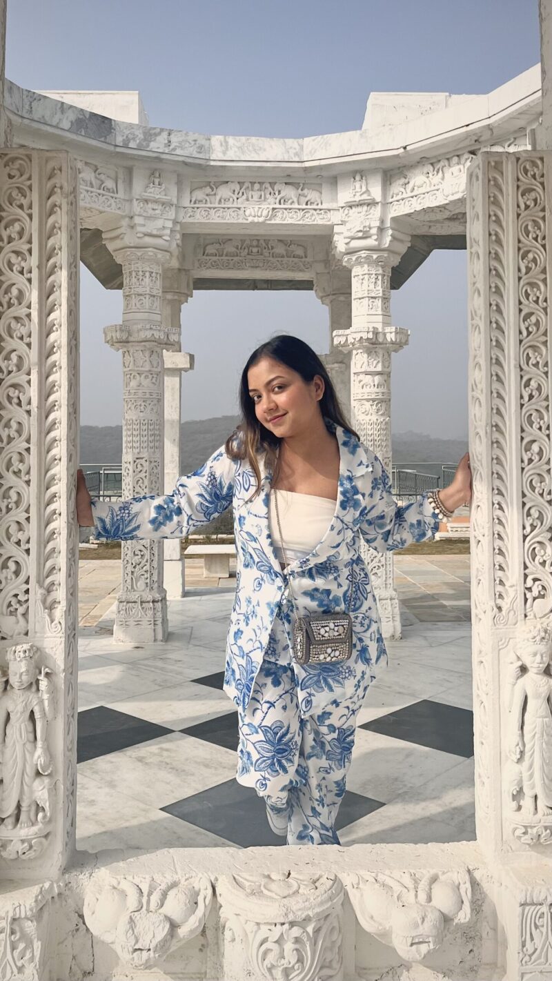 Nazakat pantsuit (blue) - Image 2