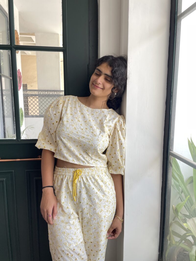 Schiffli co-ord